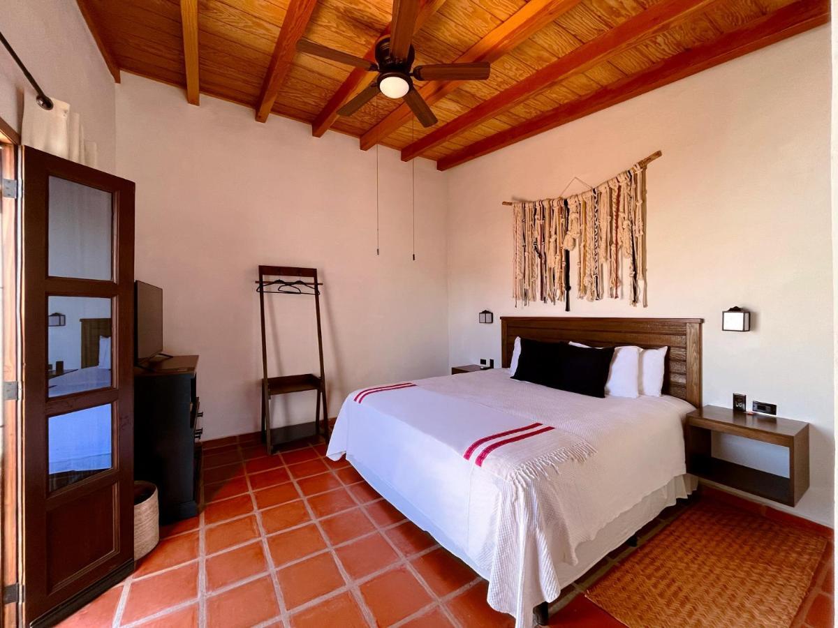 Bed and Breakfast Casa Entrevez à Valle de Guadalupe Extérieur photo